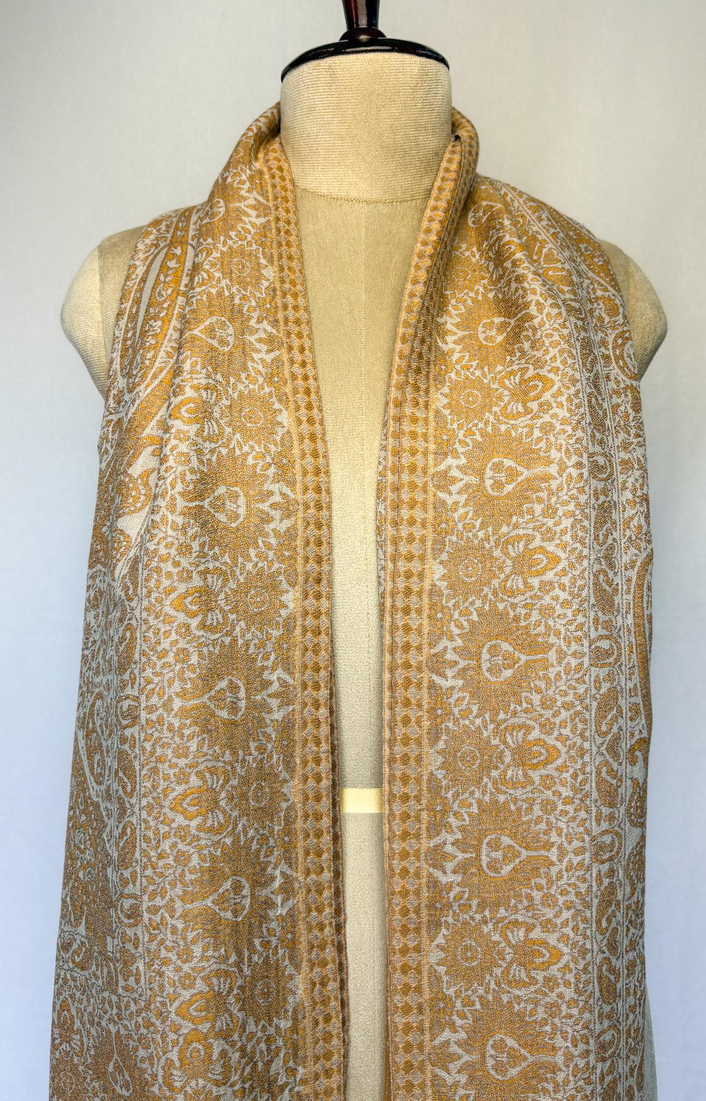 Golden Paisley Fine Wool Stole